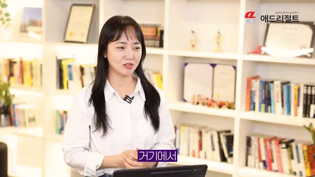 9648c93d9fbf7.gif